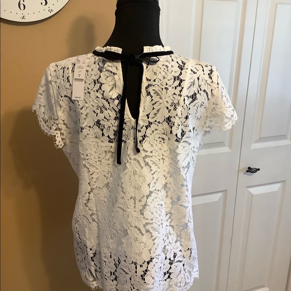 WHBM NWT Cap Sleeve Lace Mock Neck Tie Back Top - Picture 6 of 6